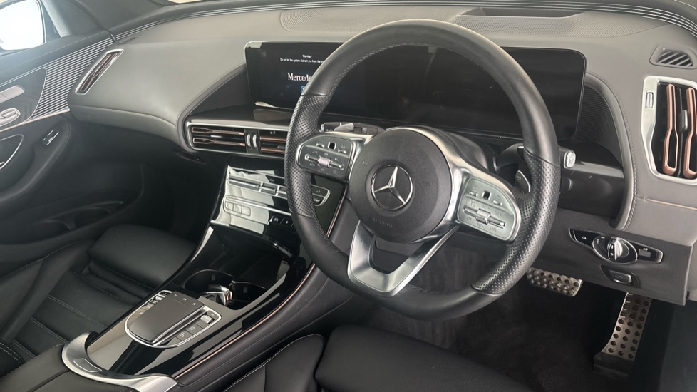 MERCEDES EQC Image 9