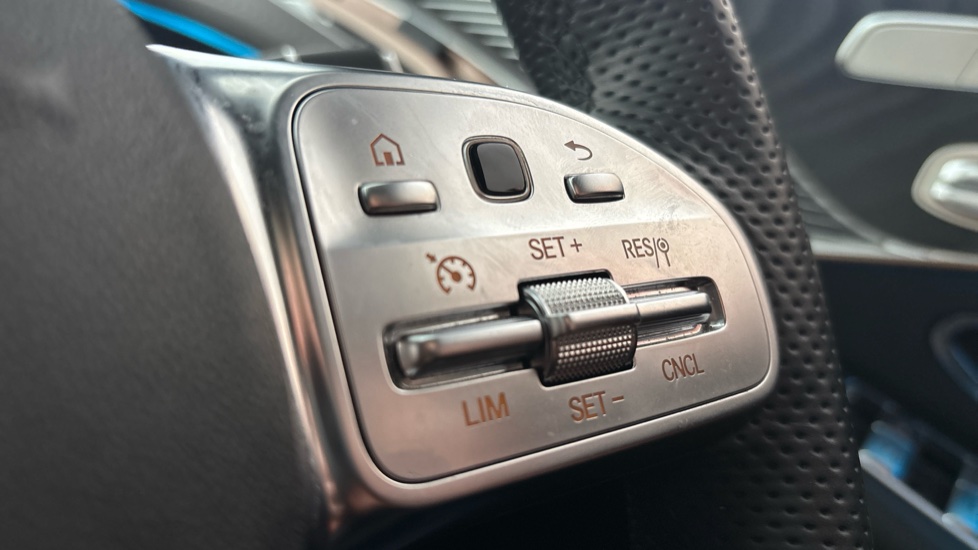 MERCEDES EQC cruise control