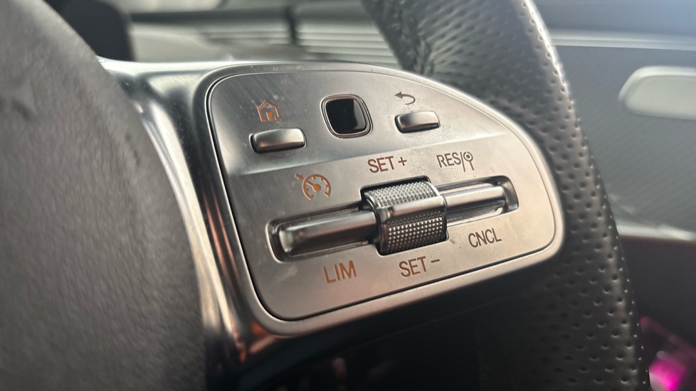 MERCEDES EQC cruise control
