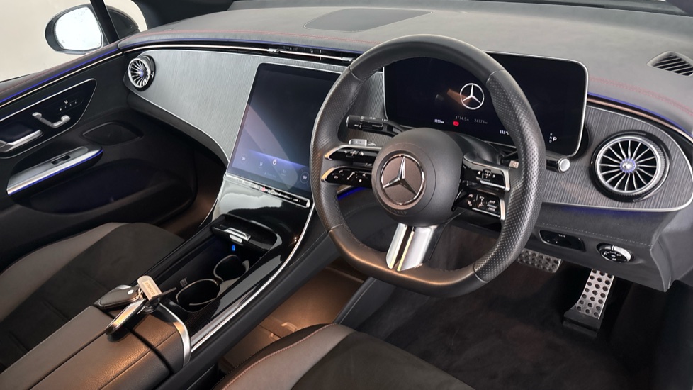 MERCEDES EQE Image 9