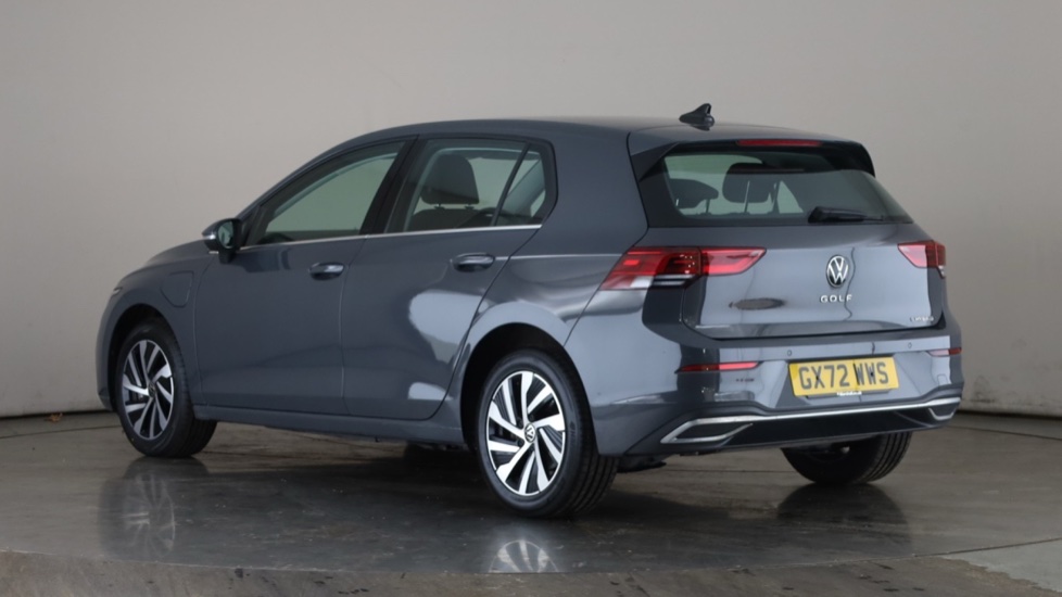 VOLKSWAGEN GOLF Image 3