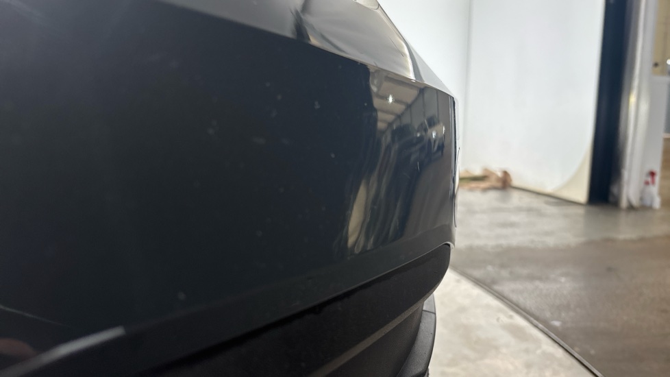VOLKSWAGEN GOLF chips and scratches