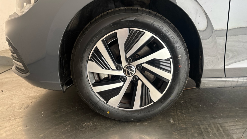 VOLKSWAGEN GOLF Image 17