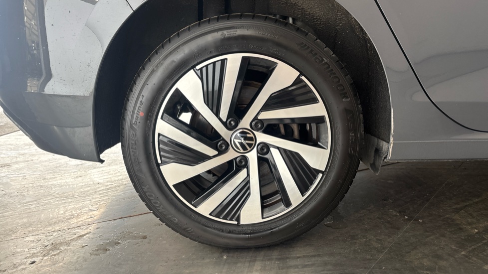 VOLKSWAGEN GOLF Image 19