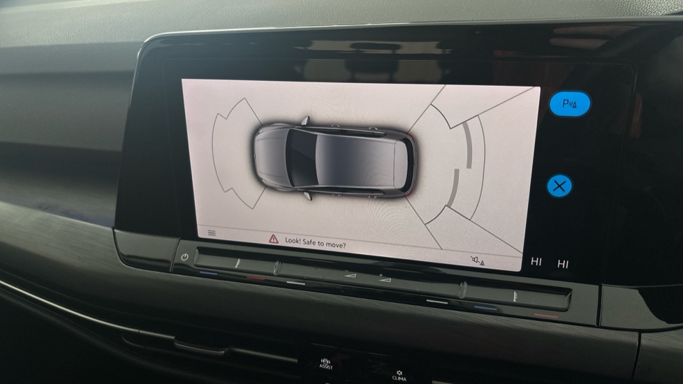 VOLKSWAGEN GOLF reverse camera