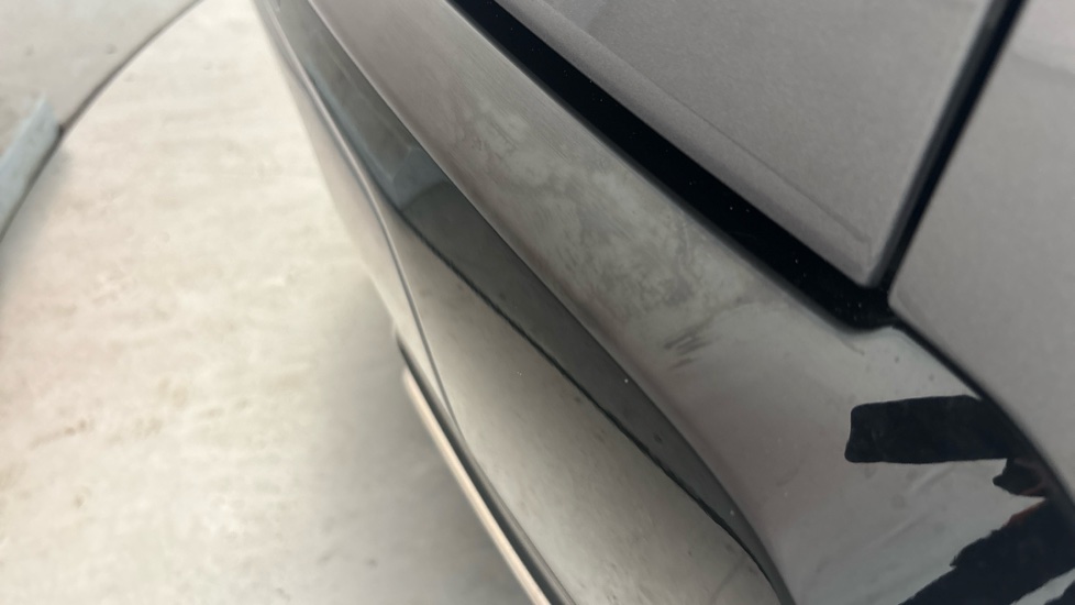 LAND ROVER RANGE ROVER SPORT scratches