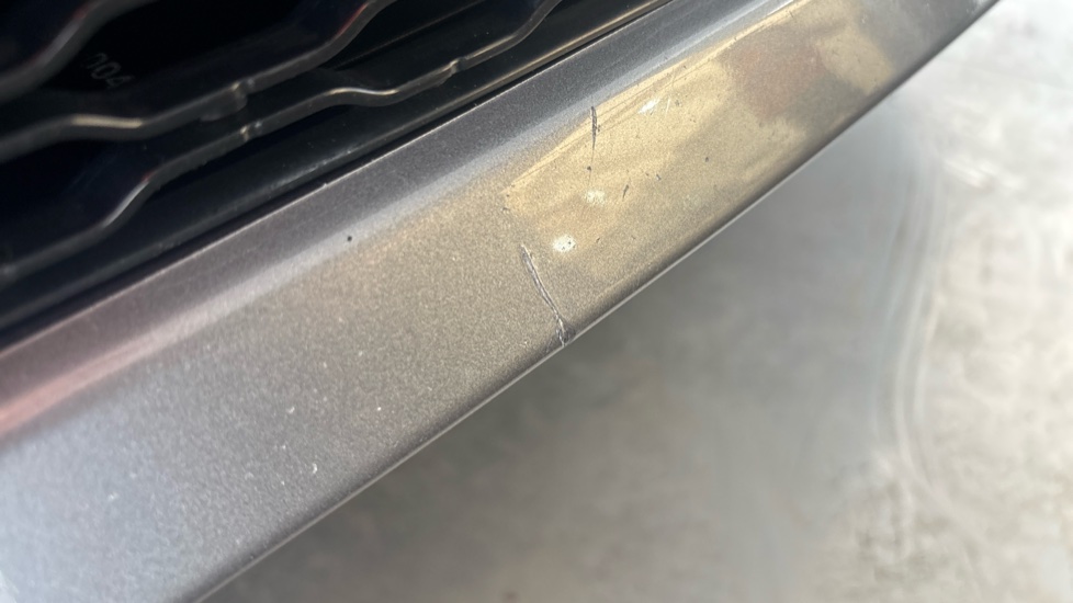 LAND ROVER RANGE ROVER SPORT scratches