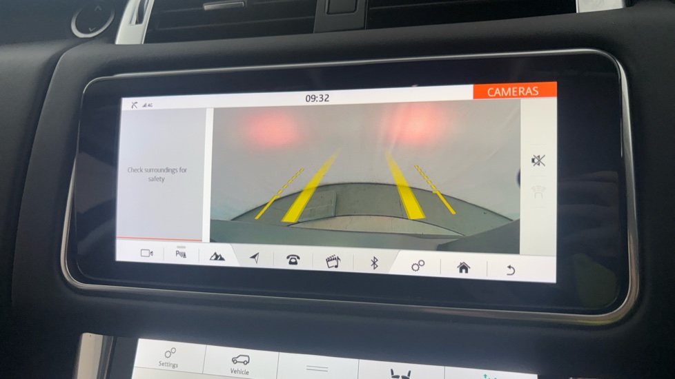 LAND ROVER RANGE ROVER SPORT reverse camera