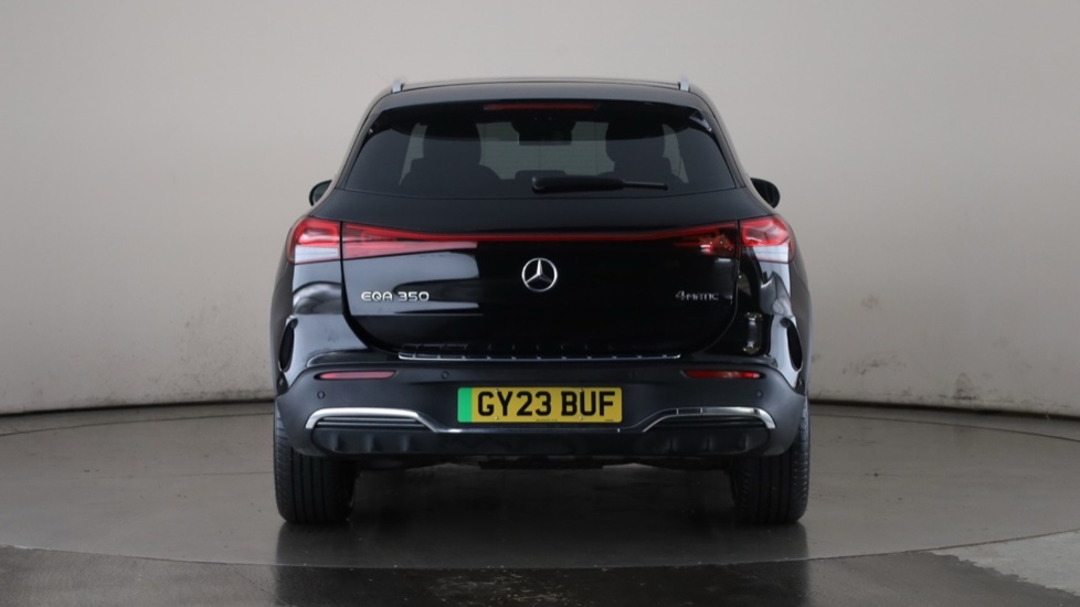 MERCEDES EQA Image 4