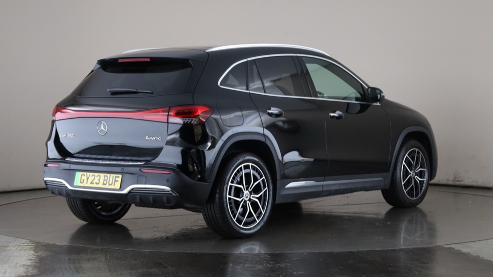 MERCEDES EQA Image 5