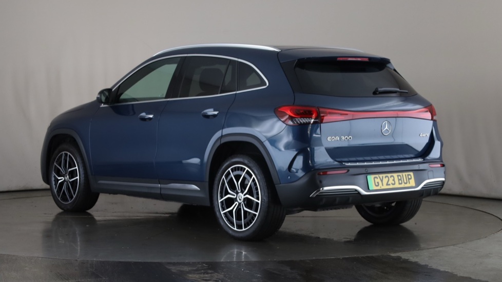 MERCEDES EQA Image 3