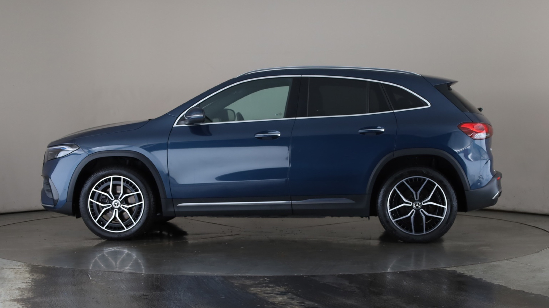 EQA 300 4M 168kW AMG Line Premium 66.5kWh 5dr Auto [2023]