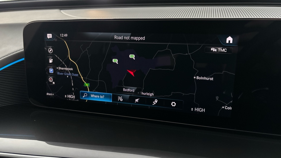 MERCEDES EQC Image 12