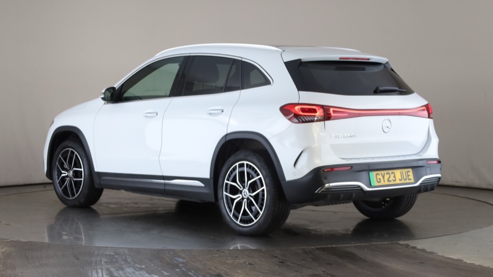 MERCEDES EQA Image 3