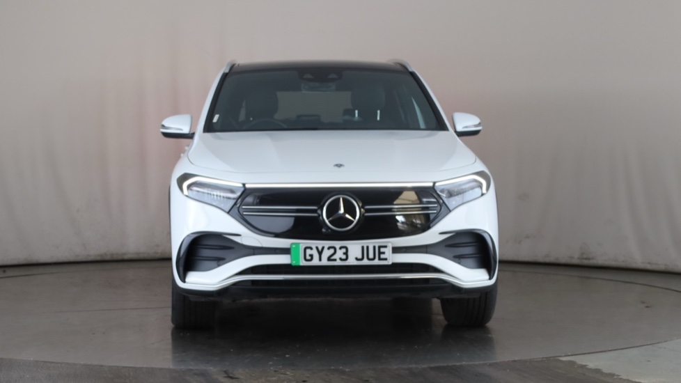 MERCEDES EQA Image 8