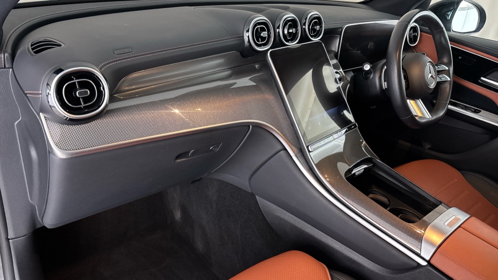 MERCEDES GLC Image 10