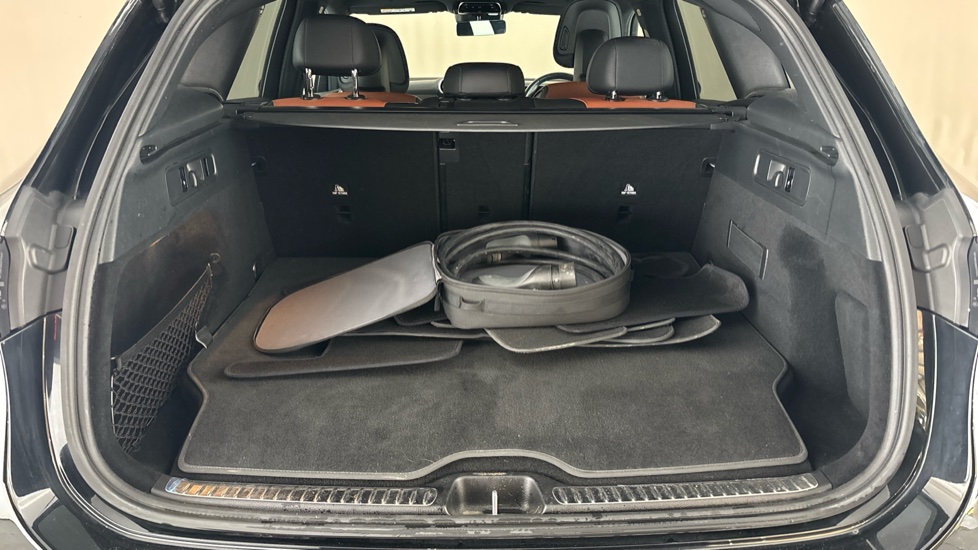 MERCEDES GLC Image 15