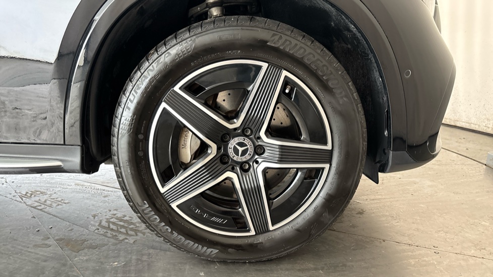 MERCEDES GLC Image 20
