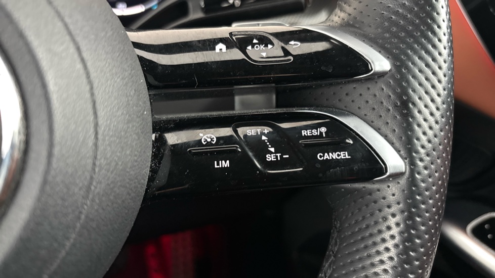 MERCEDES GLC Cruise control
