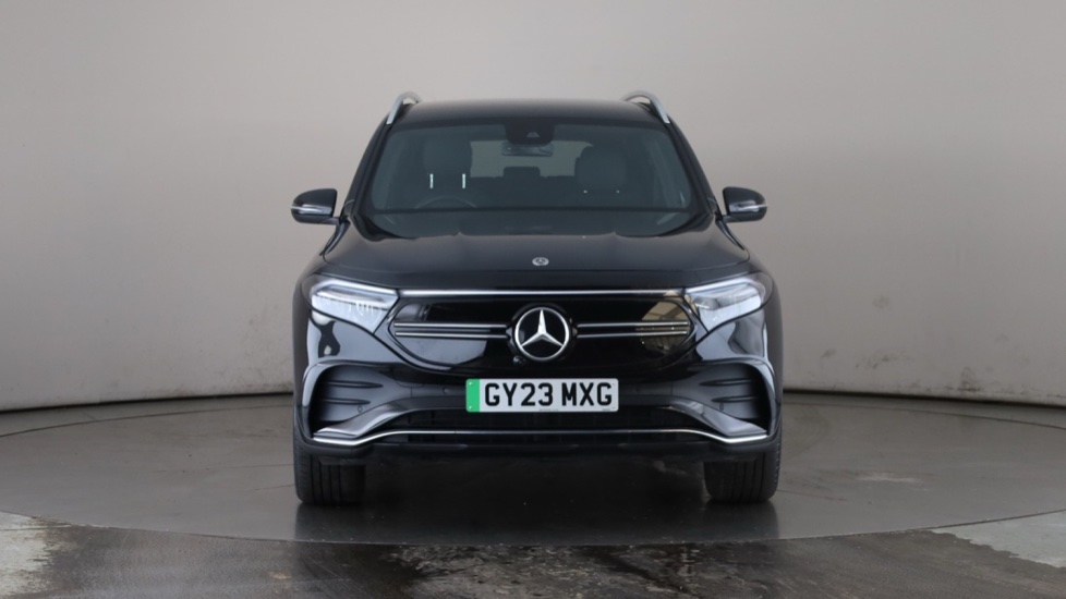 MERCEDES EQB Image 8