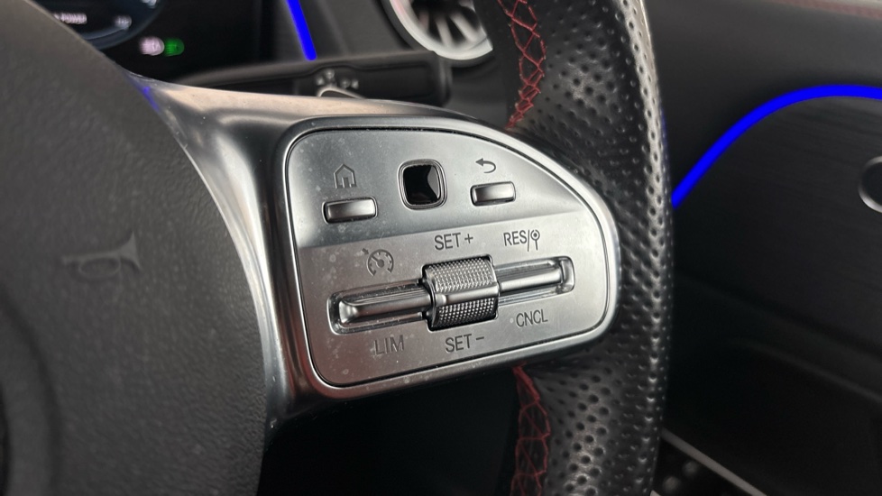 MERCEDES EQB Cruise control