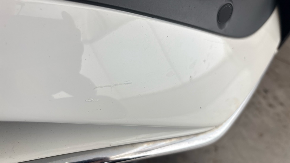 MERCEDES EQB chips and scratches