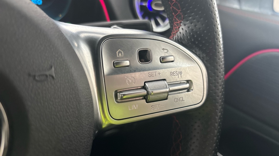 MERCEDES EQB cruise control