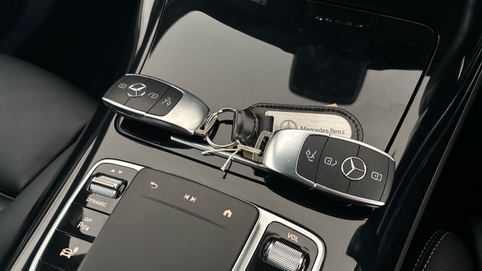 MERCEDES EQC 2 keys available