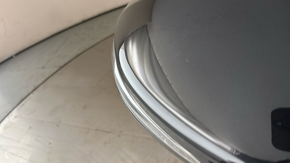 MERCEDES EQC chips
