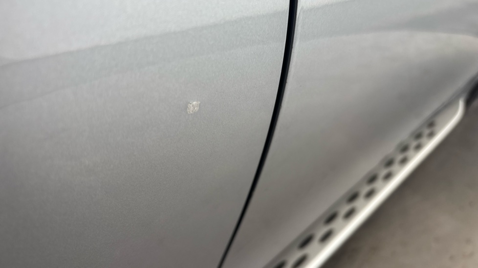 MERCEDES GLC scuff and chips