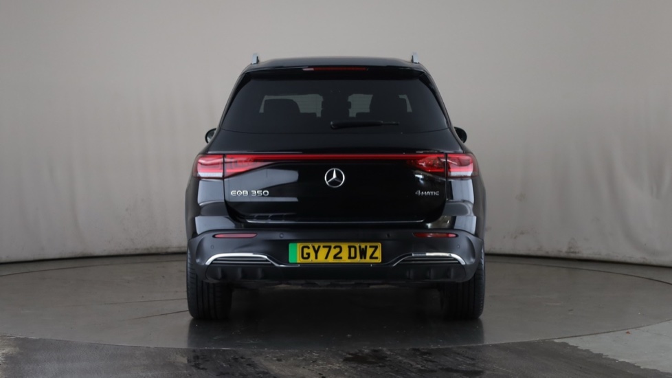 MERCEDES EQB Image 4
