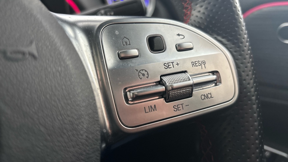 MERCEDES EQB cruise control
