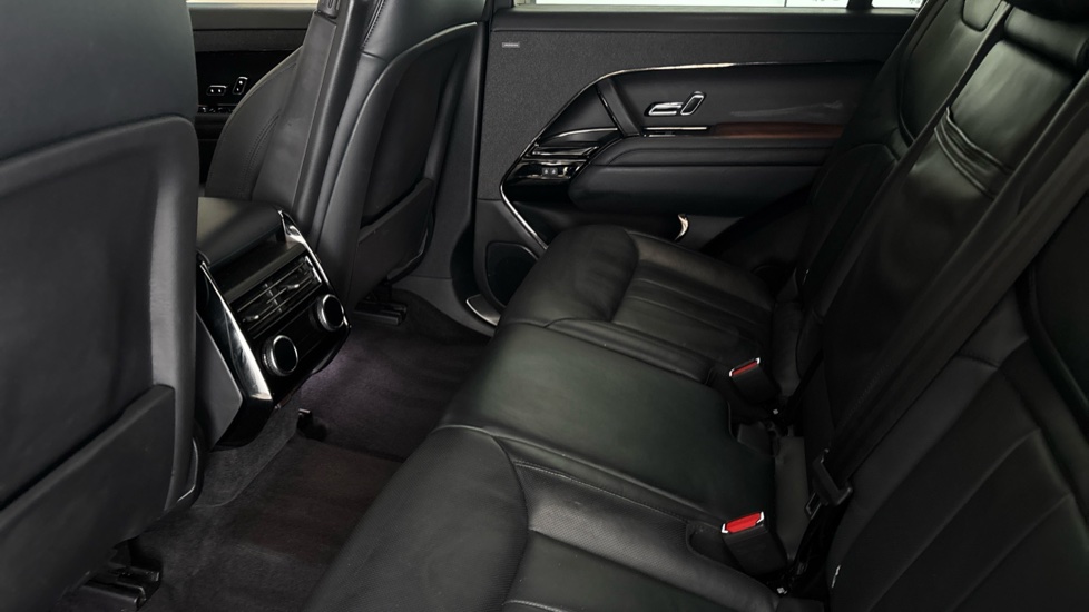 LAND ROVER RANGE ROVER SPORT Image 14