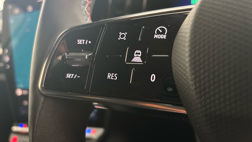 RENAULT SCENIC E-TECH cruise control