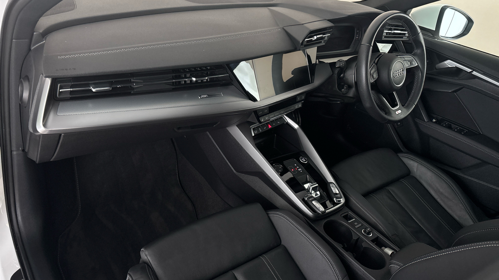 4020652 40 TFSI e S Line 5dr S Tronic [Tech/17 Alloy]