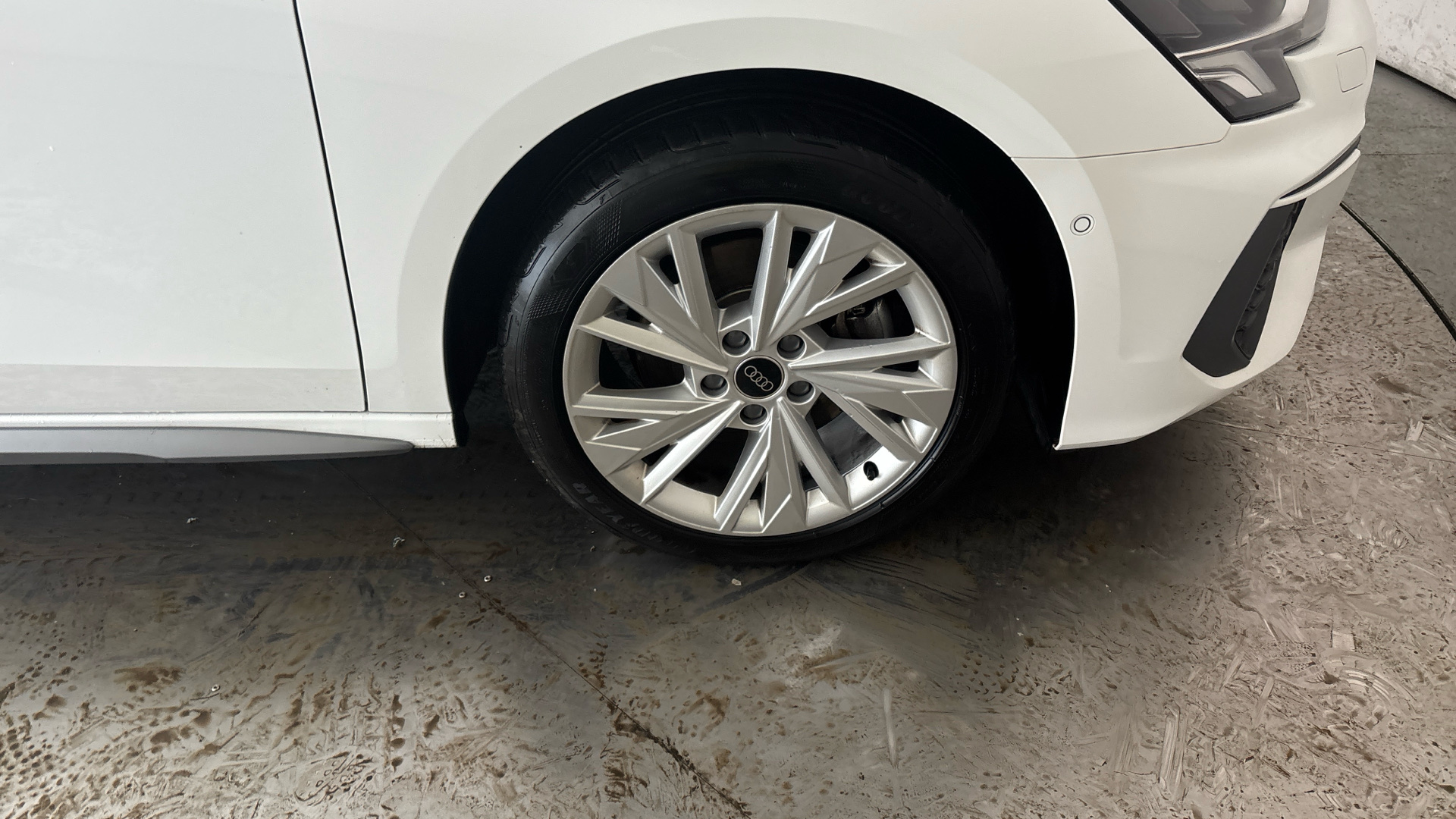 4020652 40 TFSI e S Line 5dr S Tronic [Tech/17 Alloy]