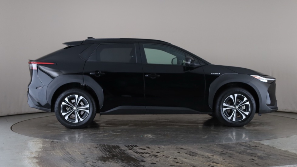 TOYOTA BZ4X Image 6