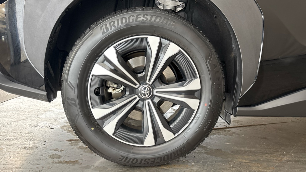 TOYOTA BZ4X Image 19
