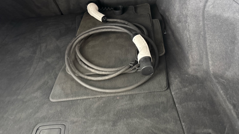 AUDI E-TRON Image 22