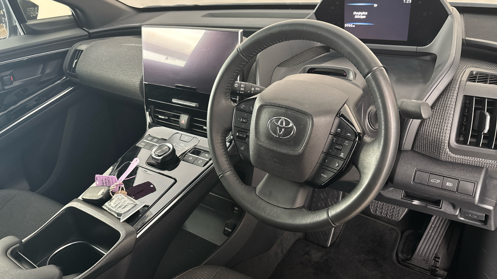 4020890 150kW Motion 71.4kWh 5dr Auto [11kW] [Pan Roof]