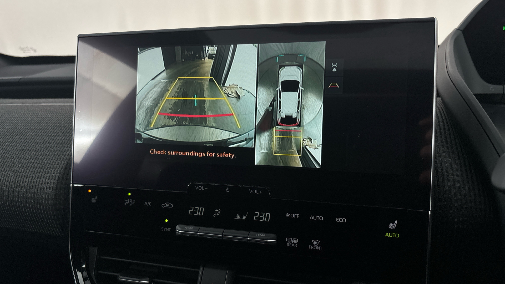 4020890 150kW Motion 71.4kWh 5dr Auto [11kW] [Pan Roof]