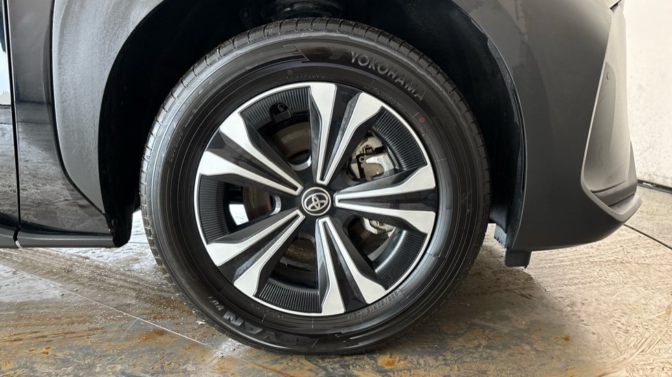 TOYOTA BZ4X Image 20