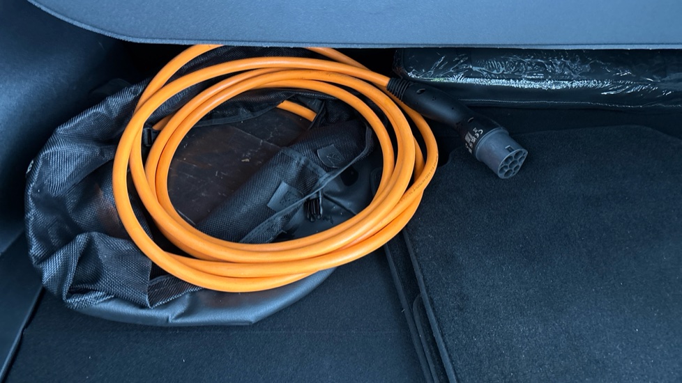 TOYOTA BZ4X Image 22