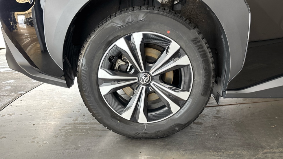 TOYOTA BZ4X Image 19