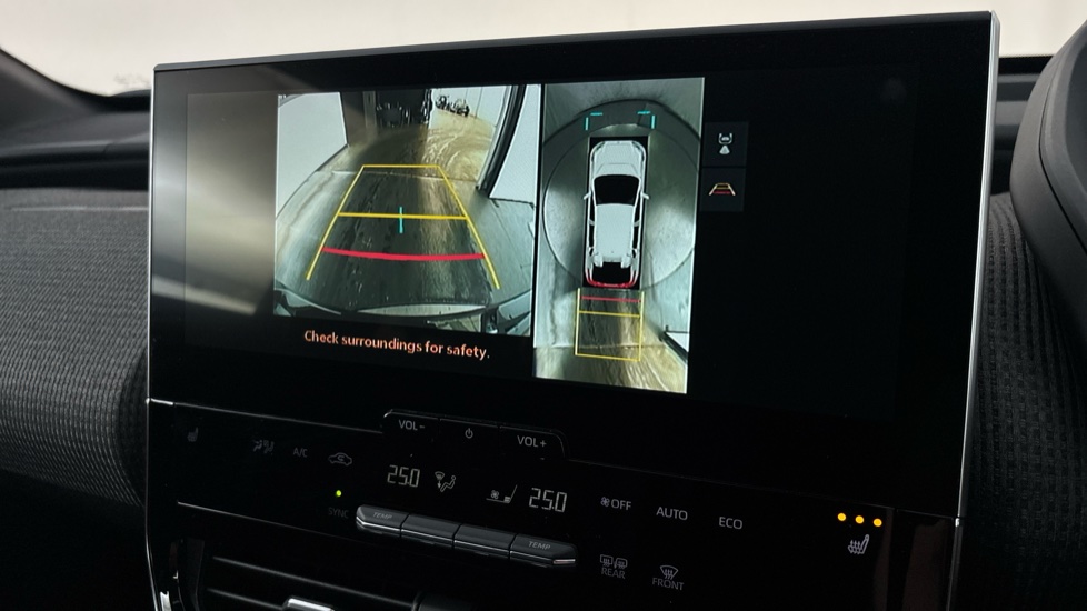 TOYOTA BZ4X reverse camera