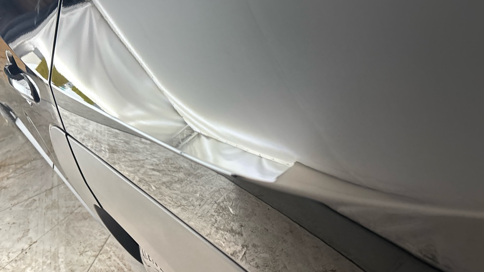 TOYOTA BZ4X scratches