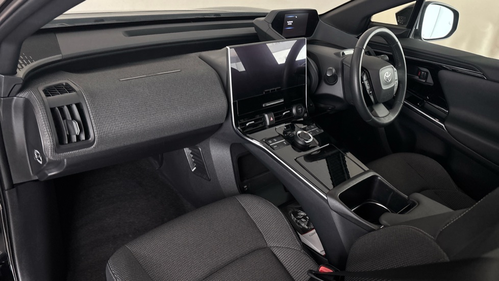 TOYOTA BZ4X Image 10