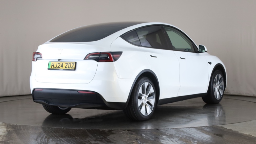 TESLA MODEL Y Image 5