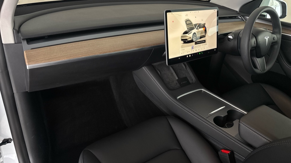 TESLA MODEL Y Image 10