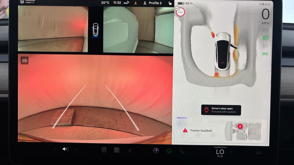 TESLA MODEL Y Reverse camera